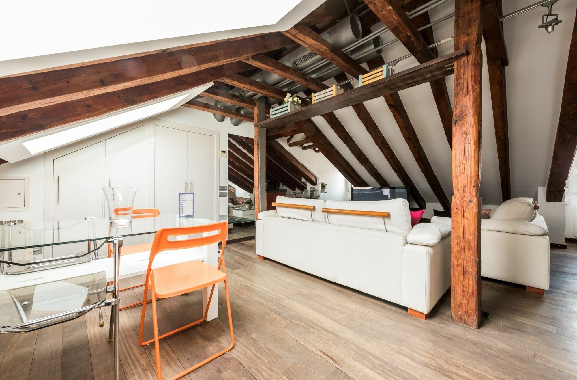 Marques De Santa Ana Center Apartment