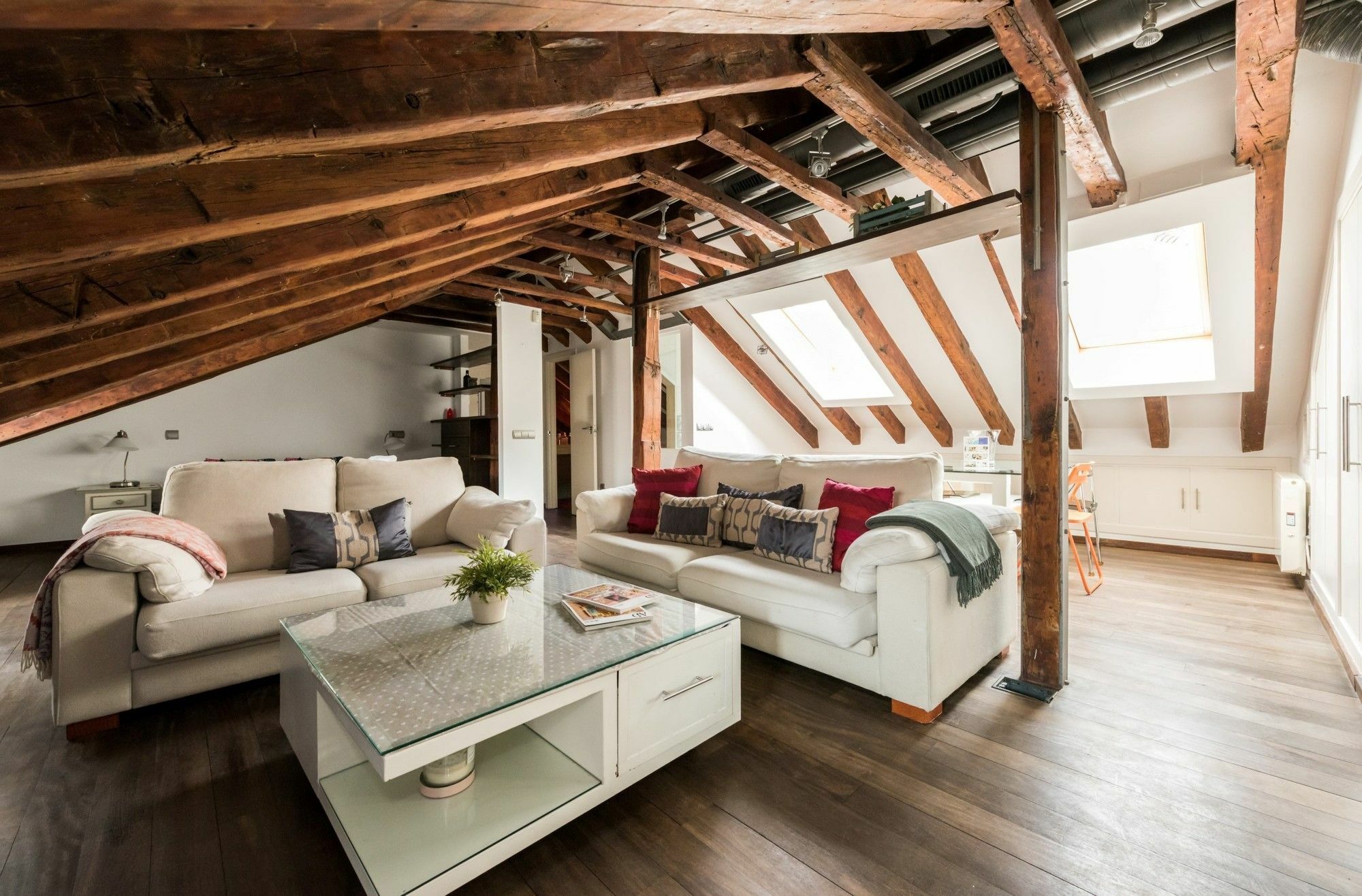 Marques De Santa Ana Center Apartment *