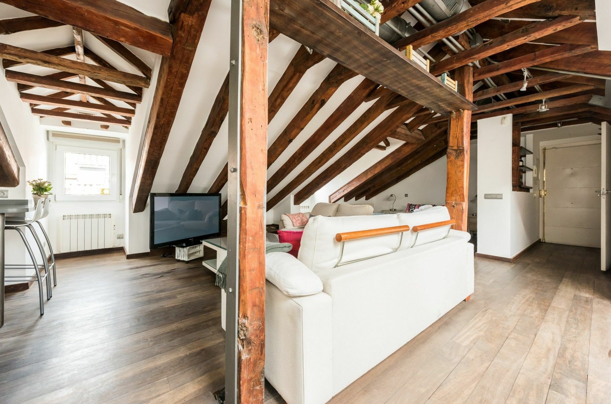 Marques De Santa Ana Center Apartment *